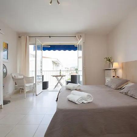 Victor Hugo Topfloor דירה קאן