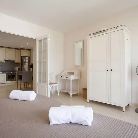 Victor Hugo Topfloor
